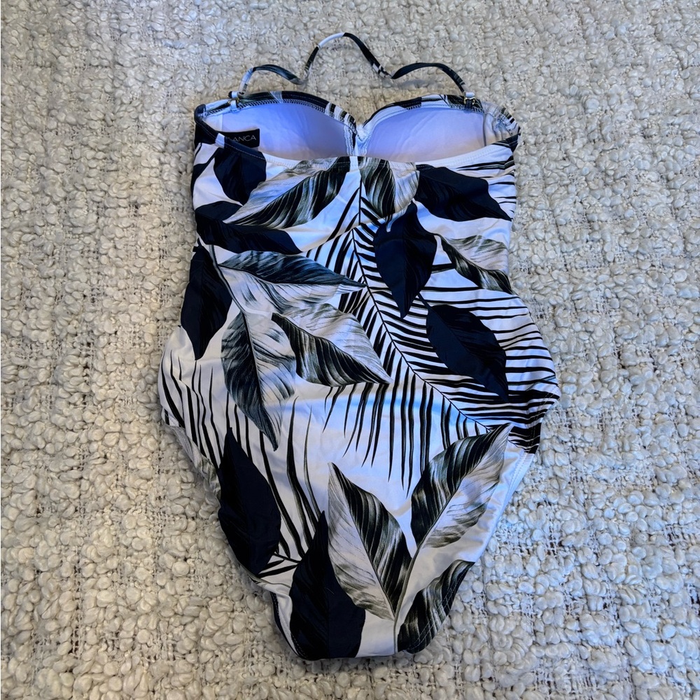 La Blanca by Simons One-Piece Swimsuit - Picture 3 of 7